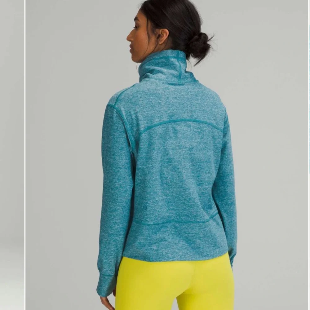 Lululemon Ready to Rulu Pullover
Heathered Capture Blue - Picture 3 of 8